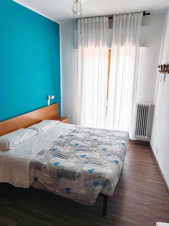 Hotel Luisa برنزوني سول جاردا المظهر الخارجي الصورة